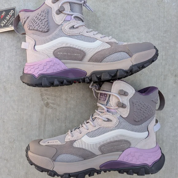Nwt Vans Crestline MTE Gore Tex Hiking Trail Boots Waterproof Grey Purple